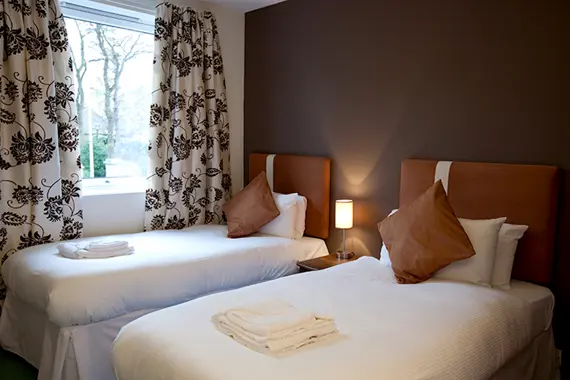 A cosy and comfortable twin bedroom