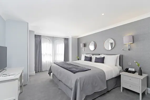 A relaxing and stylish three bedroom suite