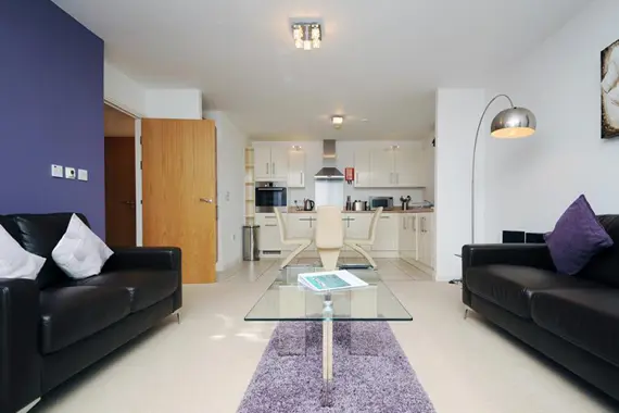 A Gold standard bedroom in Cardiff