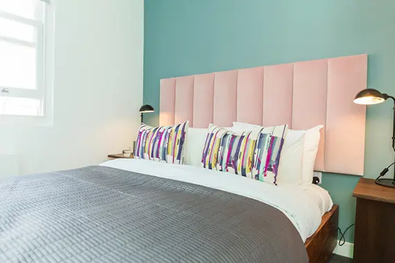 A comfortable one bedroom apartment in Hyde Park