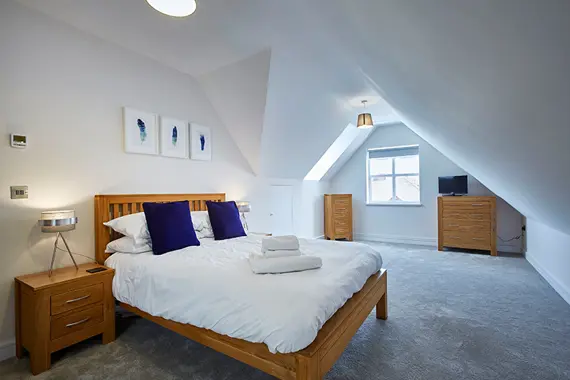 A bright and spacious two bedroom apartment in Imperial Court