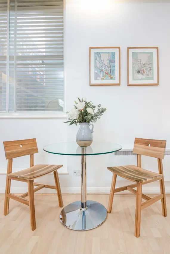 A great dining table for two!