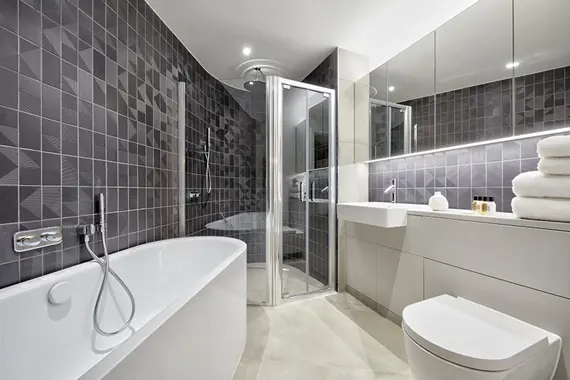 A well lit and stunning bathroom