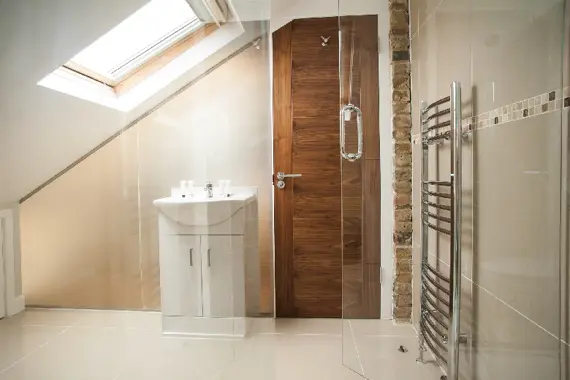 A spacious shower room in the studios