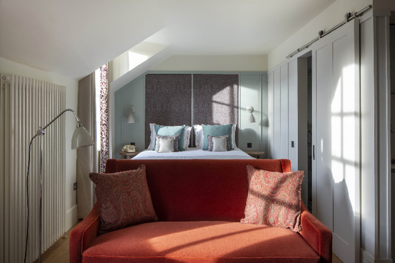 A open plan studio apartment in Edinburgh