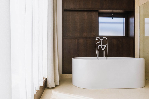 Fancy bathroom in the Three Bedroom Penthouse