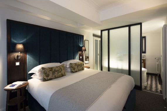 A stunning deluxe one bedroom area