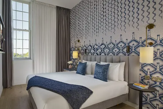 A relaxing and quiet bedroom