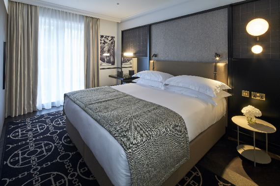 A quiet and relaxing luxury one bedroom