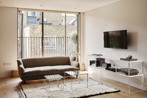 A generous and wonderful living room