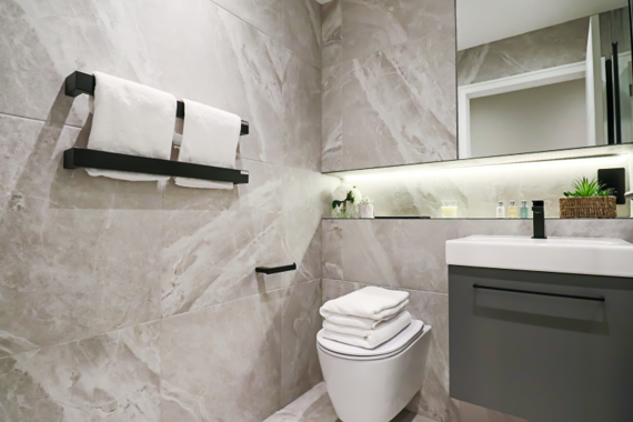 A luxury bright bathroom