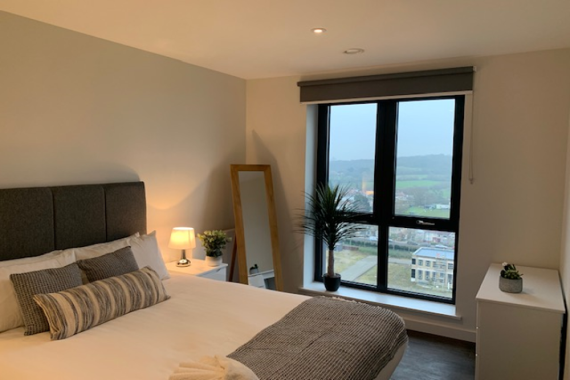 A spacious and comfortable double bedroom