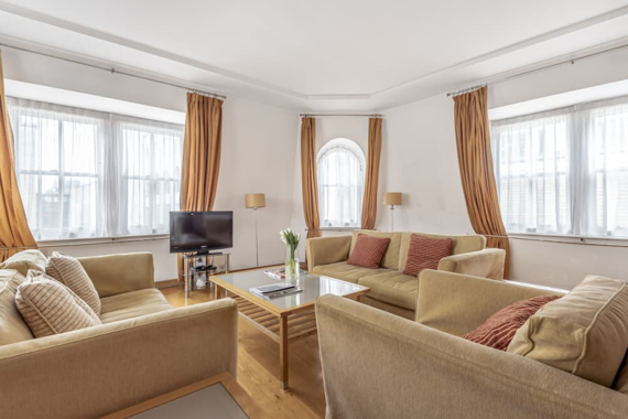 Comfortable and bright living area in the two bedrooms in Blackfriars