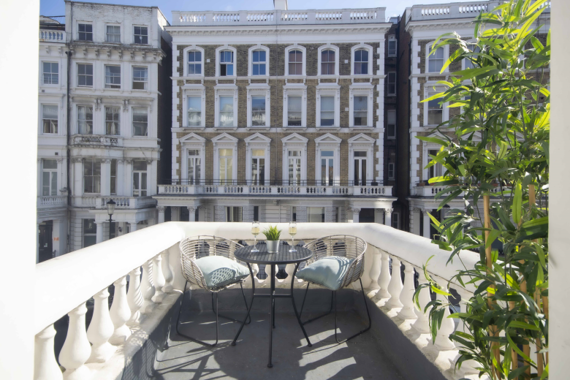 A stunning balcony in the heart of Kensington