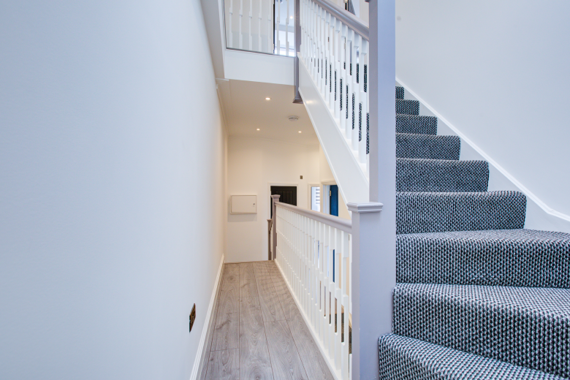 Please note there is no lift in the building and there are Duplex apartments