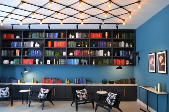 A stunning reception and lounge area