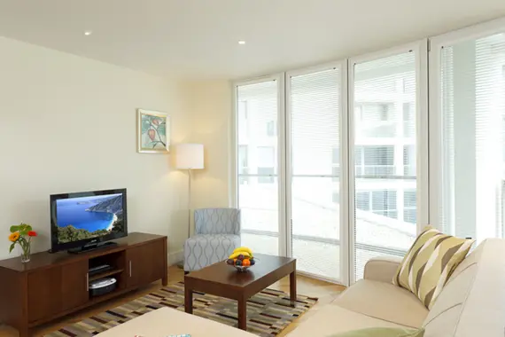 A bright,relaxing lounge at Trinity Tower Apartments