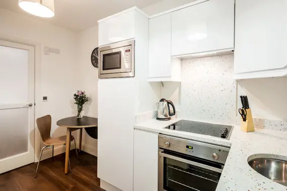 A nice bright Chiltern Street kitchen and dining area