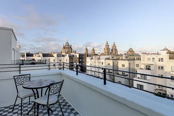 One of the stunning roof terrace's at 130 Queen's Gate