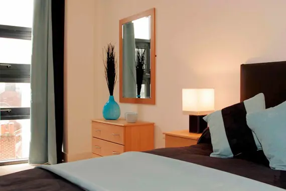 A cosy double bedroom