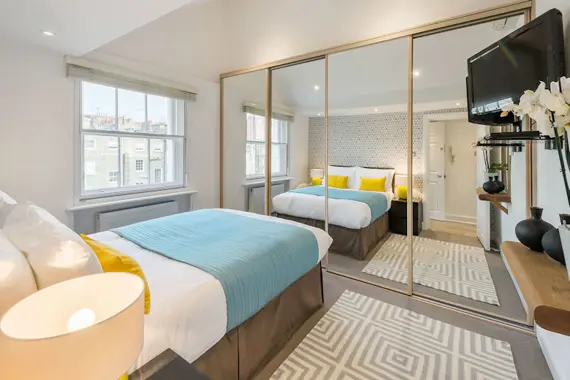 A light and bright Crawford Street double bedroom