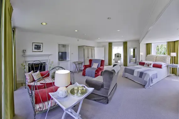 The wonderfully spacious Court Suite